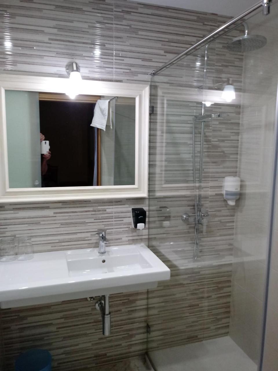Hotel Bruselas A Guarda Dış mekan fotoğraf